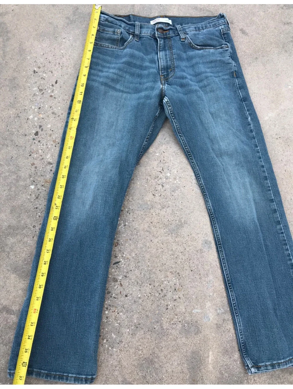 Levis Signature Straight Denim Blue Jeans Mens 30X30 Medium Wash  Faded Thighs